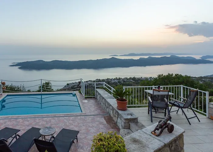 Ana * Dubravica (Dubrovnik)