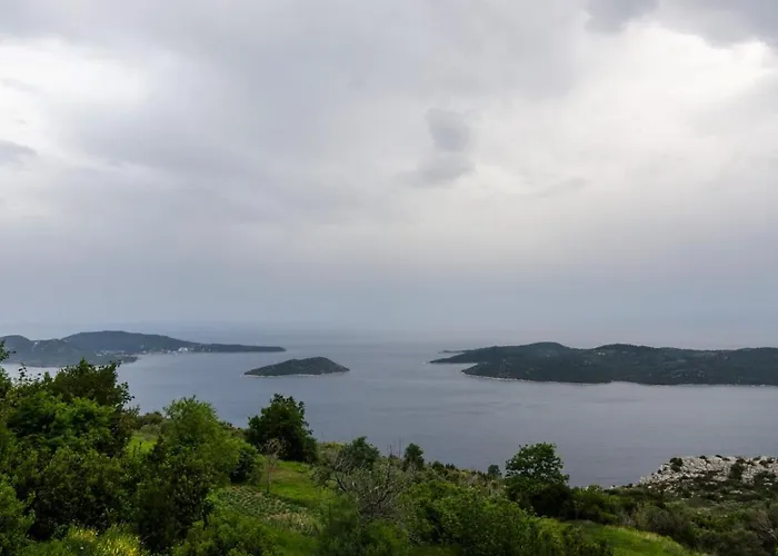 Ana * Dubravica (Dubrovnik)