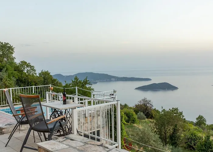 Ana * Dubravica (Dubrovnik)